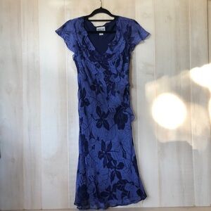 💙Elegant sheer silk 1990’s Robbie Bee dress